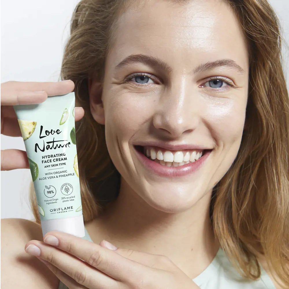 Crema Facial Hidratante con Aloe Vera y Piña Orgánicos Love Nature